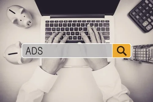 Tuons un mythe sur ADWORD : Vous ne payez pas pour afficher vos annonces dans les recherches de Google.
